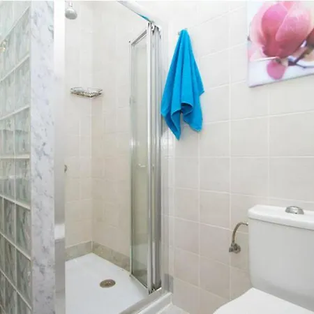 Fabulous 2 Bedroom Property With Outstanding Views Villa Playa Blanca